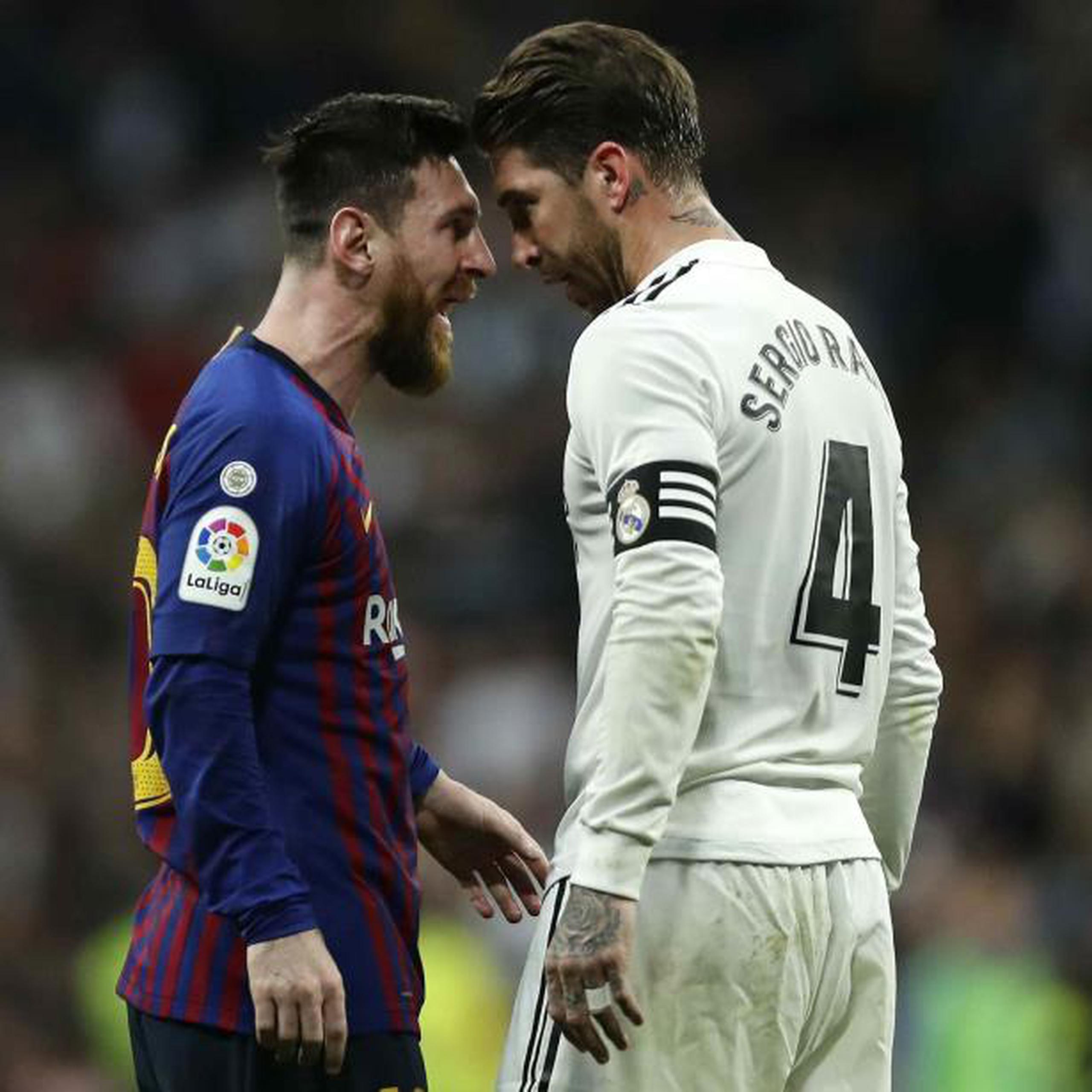 Los partidos entre el Barcelona y el Real Madrid son los más esperados por los fanáticos del fútbol. En esta imagen, un careo entre Lionel Messi y Sergio Ramos en un celebrado en marzo pasado. (AP)