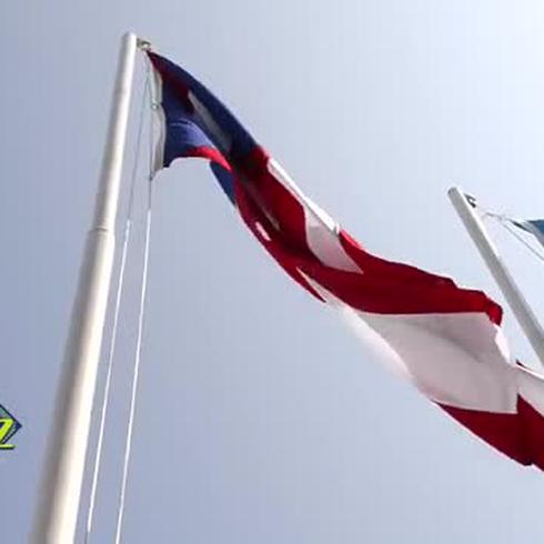 Izan la bandera de Puerto Rico en Veracruz