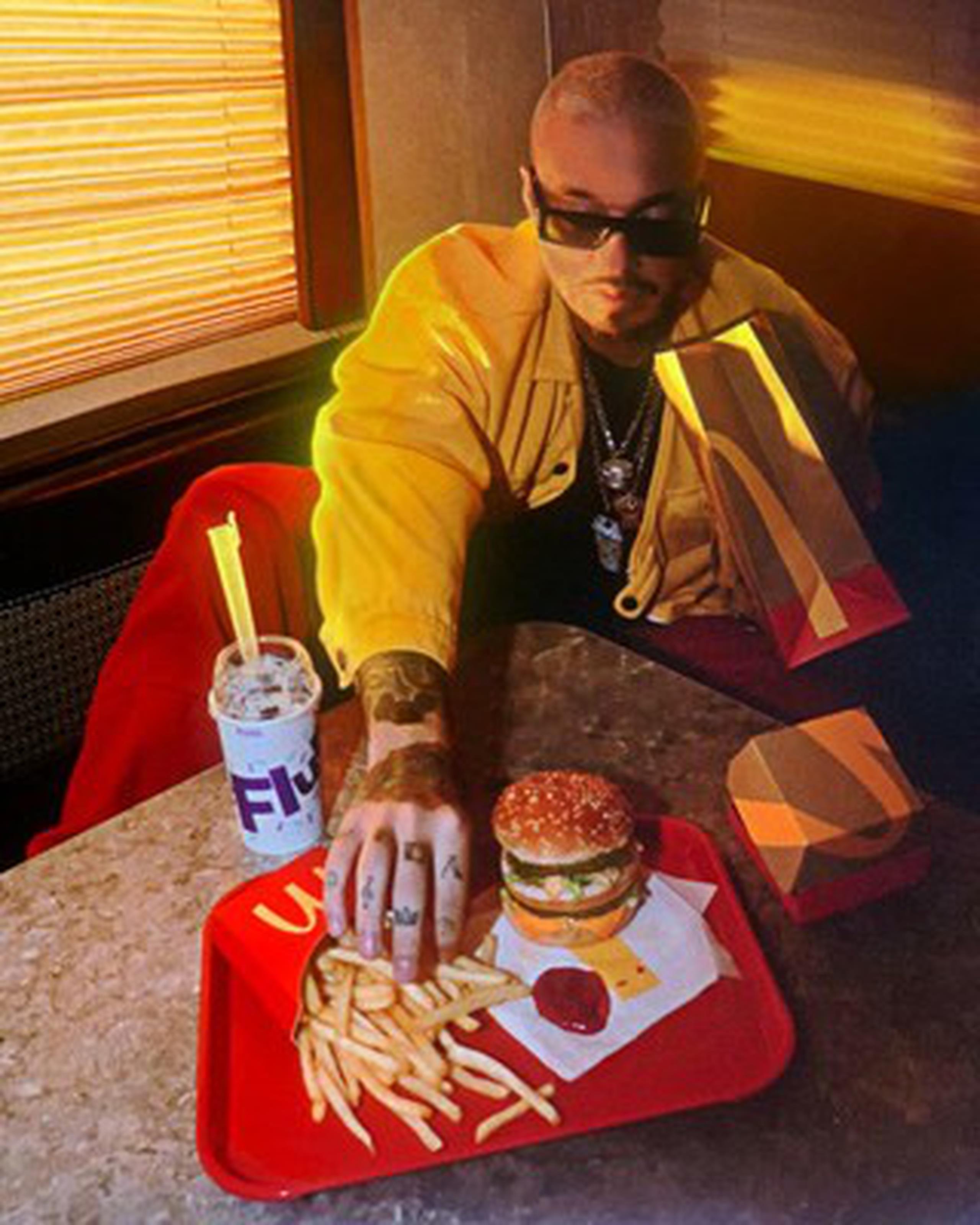 El combo inspirado en el artista urbano incluye un Big Mac, papas medianas con salsa de tomate y un OREO® McFlurry.