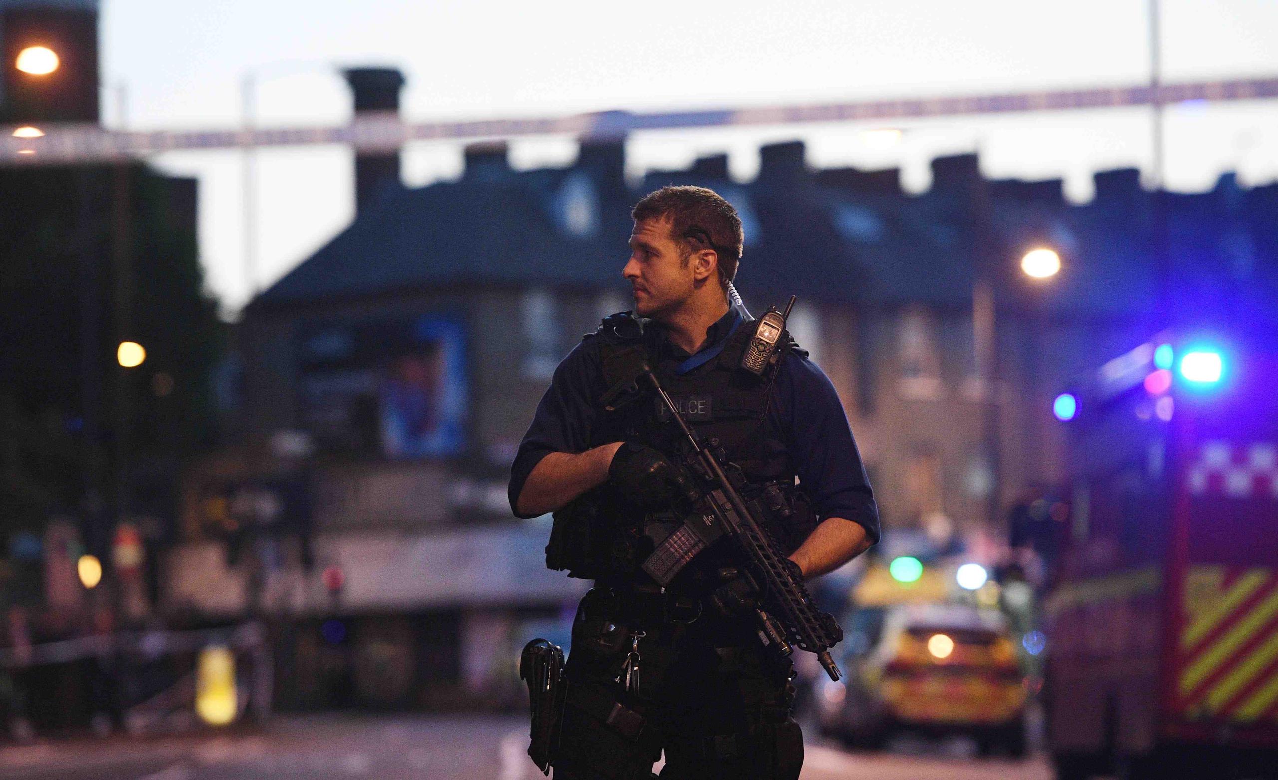 La policía metropolitana de Londres, confirmó que ha aumentado el número de patrullas que velan por la seguridad de la comunidad musulmana cerca de sus centros de reunión. (EFE)