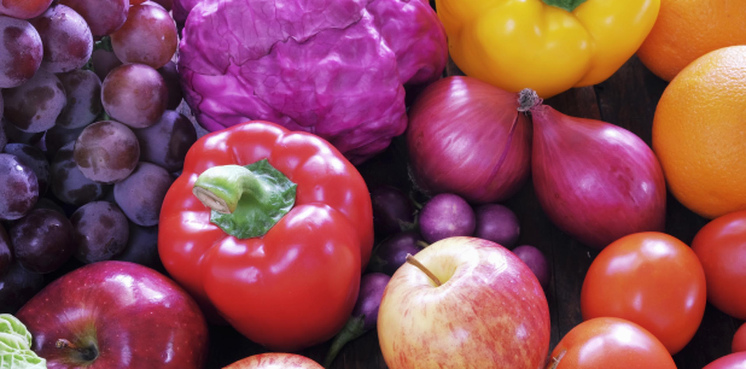 En el estudio, los únicos que mostraron mejoras fueron los que tenían las porciones de verduras y frutas a mano. (Shutterstock)