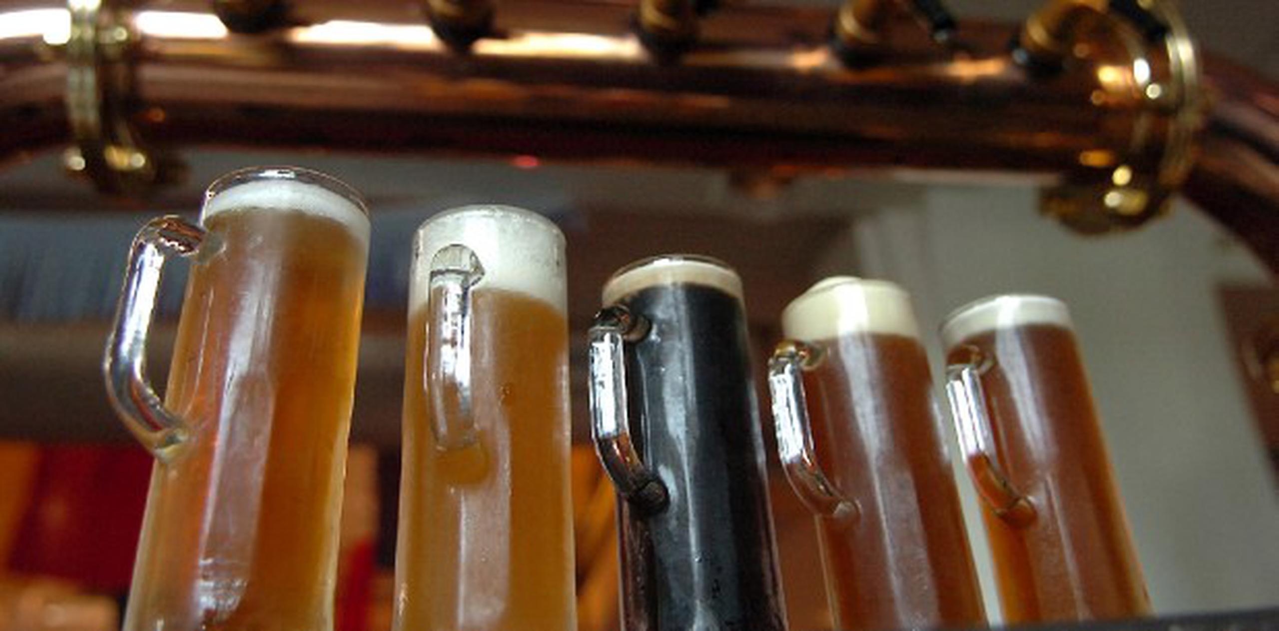 Old Harbor Brewery es hoy la compañía de elaboración de cerveza artesanal más importante de Puerto Rico. (Archivo)