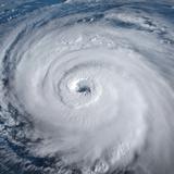 NOAA aumenta su pronóstico de tormentas y huracanes para este año