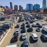 Nueva York cobrará peaje de $15 por vehículo a fin de combatir el congestionamiento