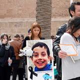 Madre de niño asesinado en España lidera cruzada contra producciones “true crime” 