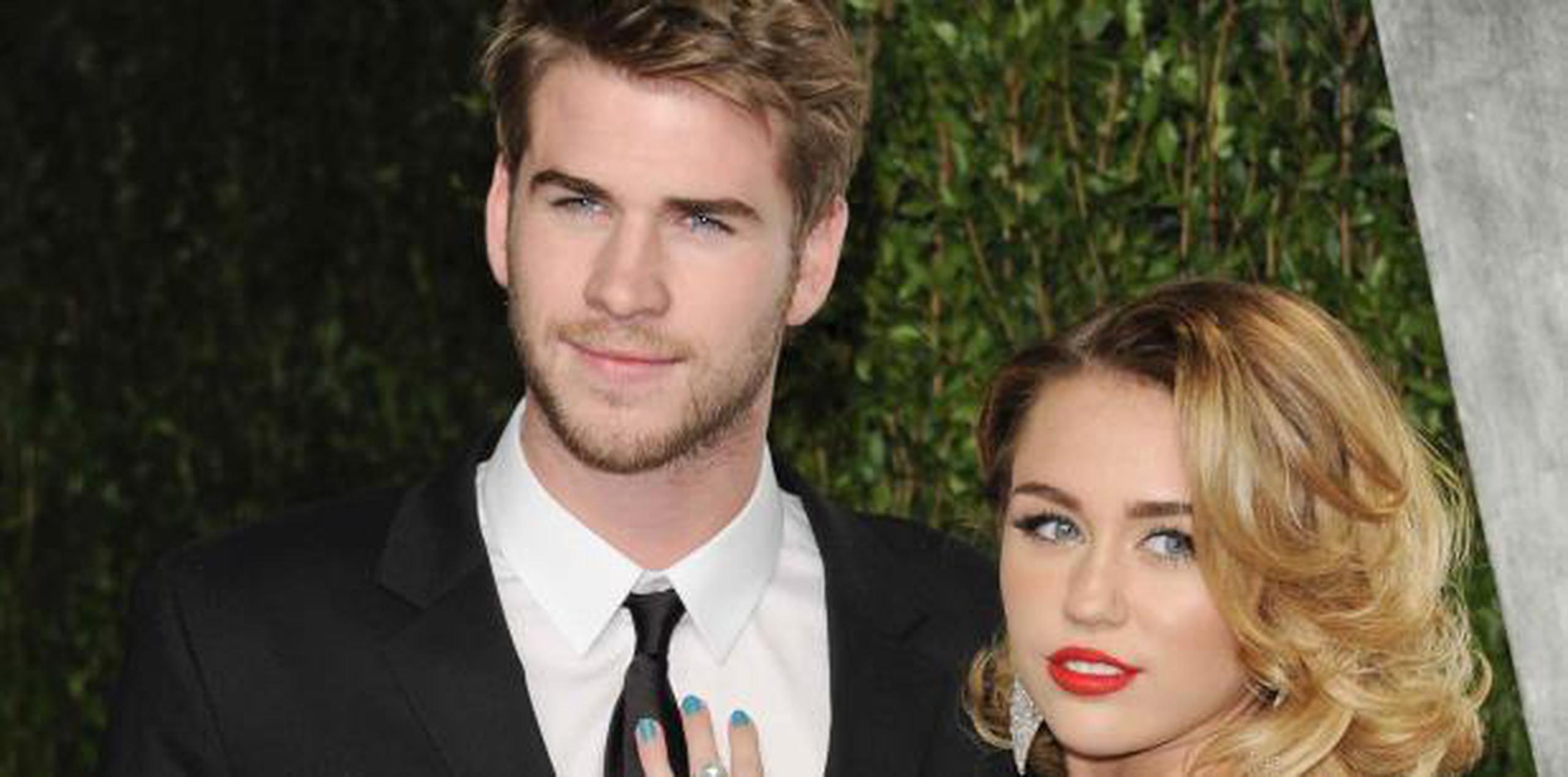 Liam Hemsworth y Miley Cyrus. (Archivo)