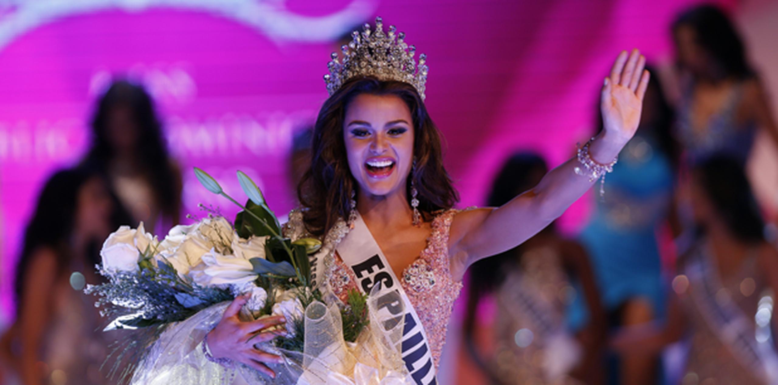Clarissa Molina fue la tercera finalista del más reciente concurso Miss Belleza Latina. (EFE)