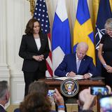 Biden formaliza apoyo de Estados Unidos a países nórdicos en la OTAN