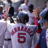 Devers encamina victoria de los Red Sox sobre los Tigers