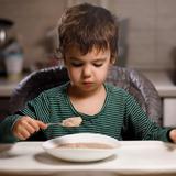 Alta incidencia de problemas de alimentación en niños con autismo 
