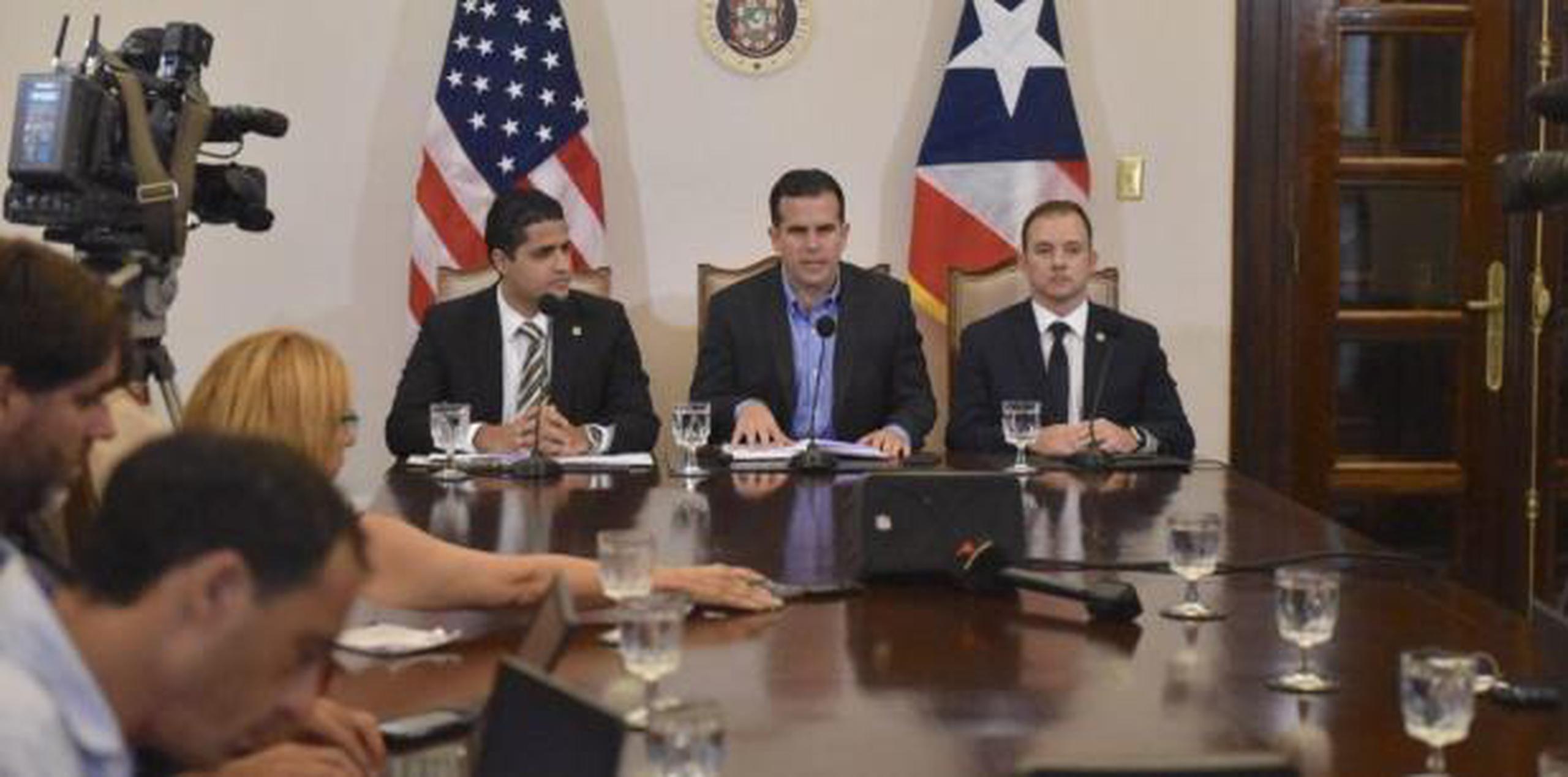 El gobernador Ricardo Rosselló realizó el anuncio en una conferencia de prensa en La Fortaleza.  (Suministrada)