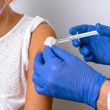 Alertan de varios brotes de sarampión tras la disminución de la tasa de vacunación 