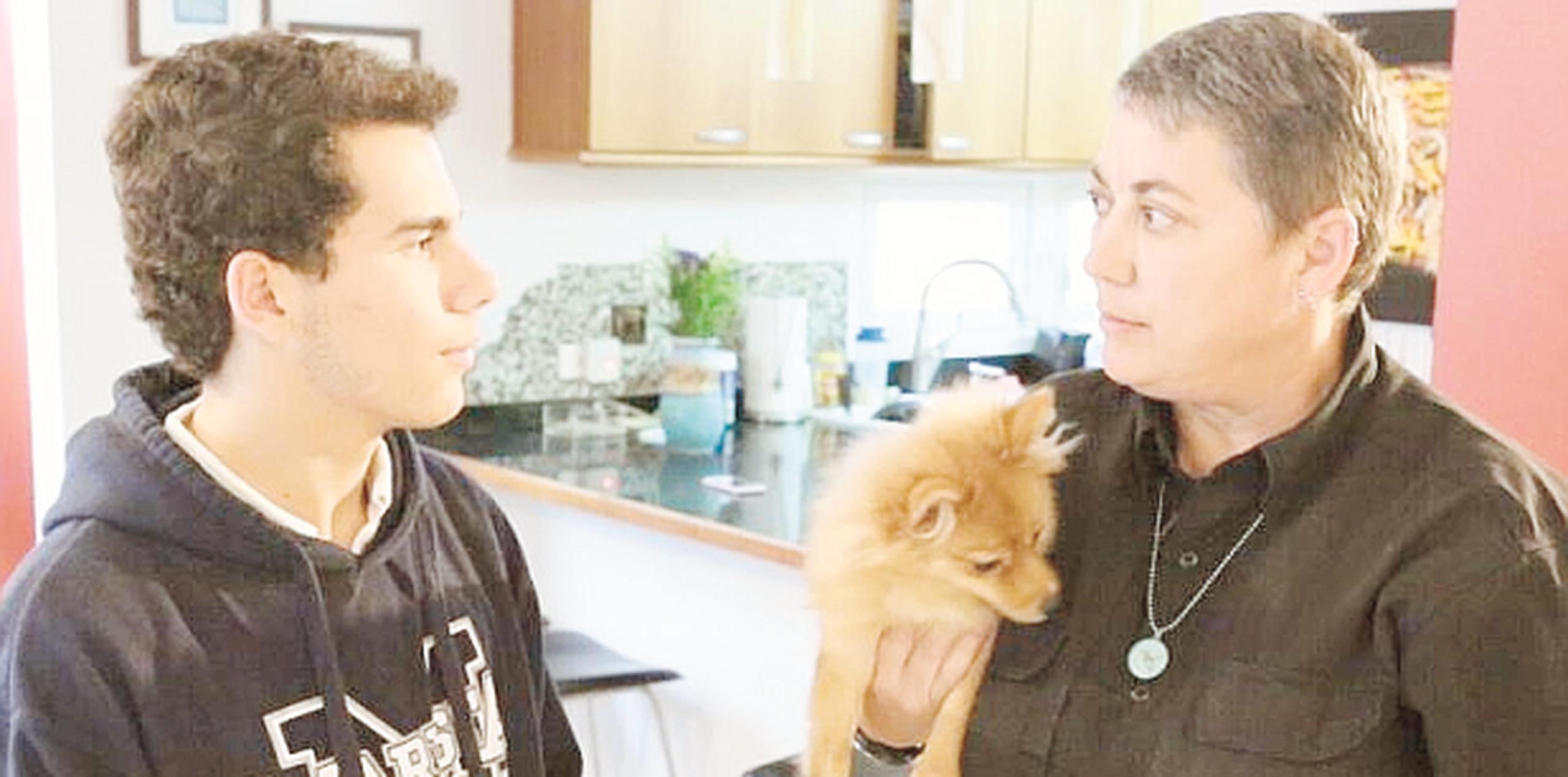 La entrenadora Cheryl DeLoach es especialista en comportamiento canino con más de 20 años de experiencia.  (Suministrada)
