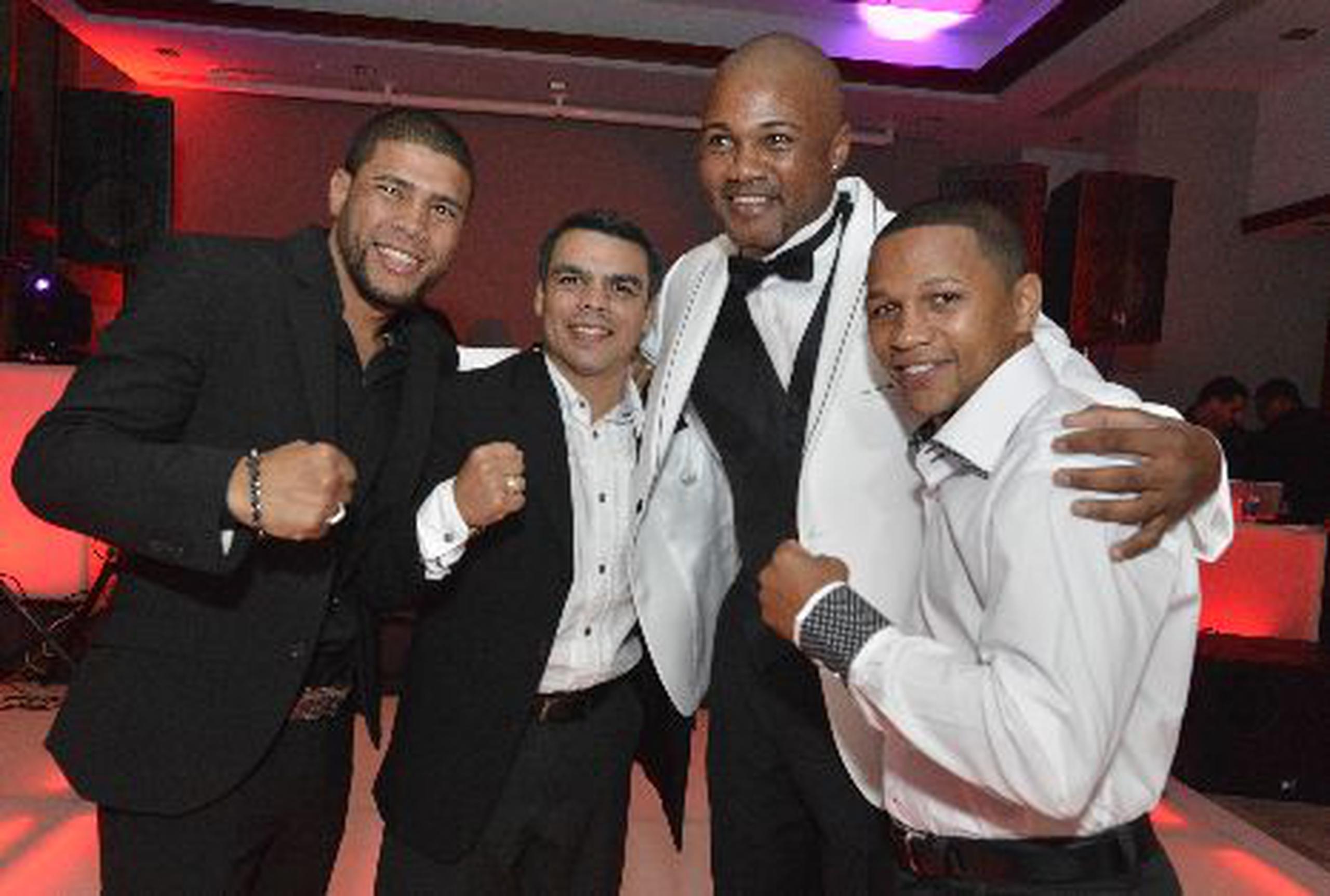  Los boxeadores Juan Manuel “Juanma” López, Alex  Sánchez e Iván Calderón dijeron presente en la actividad que se llevó a cabo en un hotel de San Juan.     