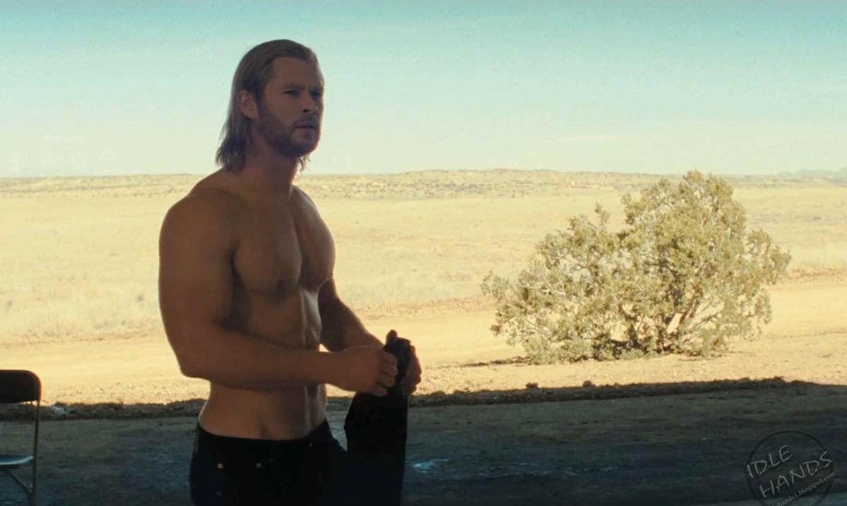 Chris Hemsworth reveals his training routine to increase muscle mass