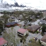 Barrios enteros siguen inundados en New Orleans