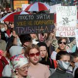 Más de 300 detenidos en marcha de mujeres en Rusia