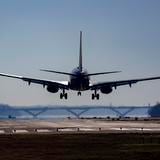 FAA reanuda vuelos tras fallo informático