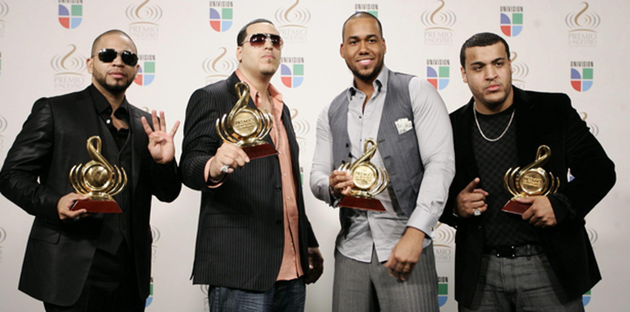 Los miembros de Aventura ya se habían reunido en julio de 2014, cuando sorprendieron al público durante un concierto de Romeo en el Yankee Stadium y subieron a cerrar junto al cantante el espectáculo. (Archivo)