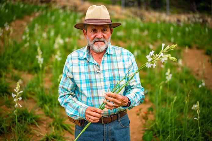 Francisco Rodríguez, también conocido como “Cucho” o “Paíto”, se entrega a la agricultura.