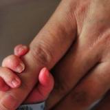Nace el primer bebé del año en el hospital Ashford