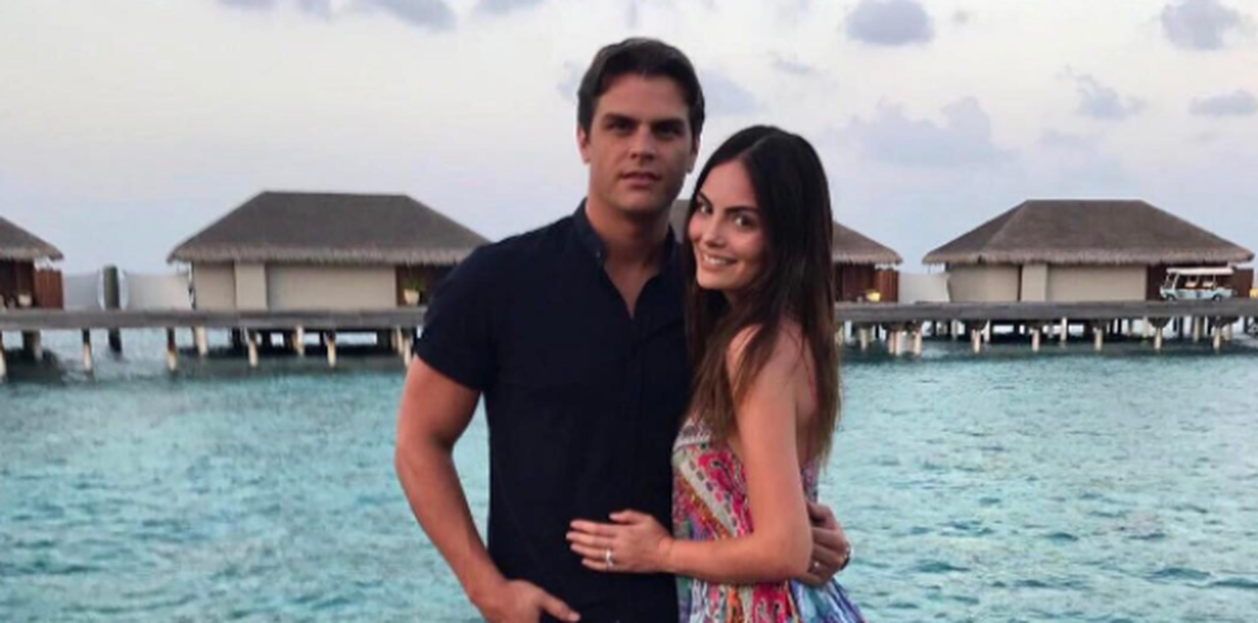 Ximena Navarrete con su esposo, Juan Carlos Valladares. (Instagram)