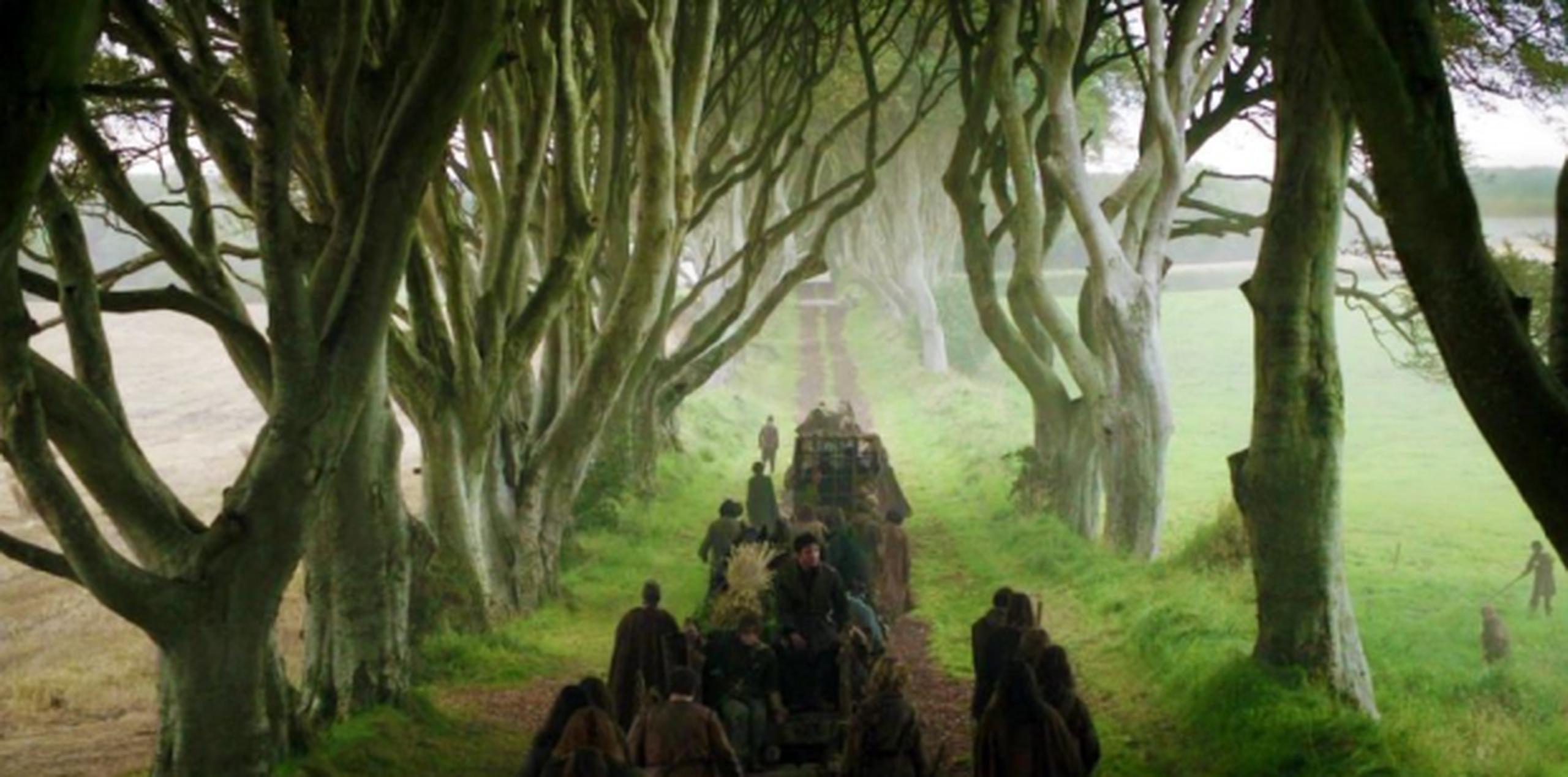 Gracias a "Game of Thrones", este y otros paisajes naturales en Irlanda del Norte han propiciado un repunte del turismo en la región.