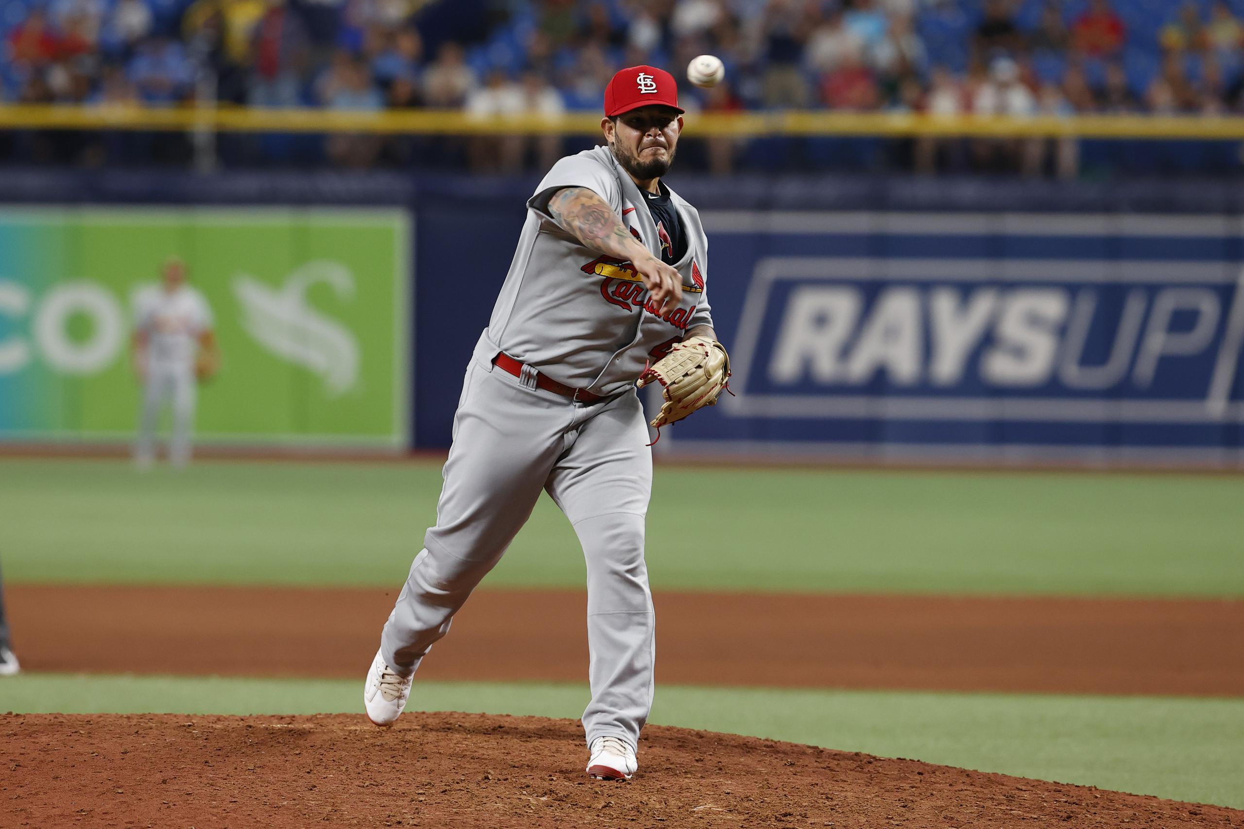 Yadier Molina ponchó a un bateador durante su reciente salida por los Cardinals.