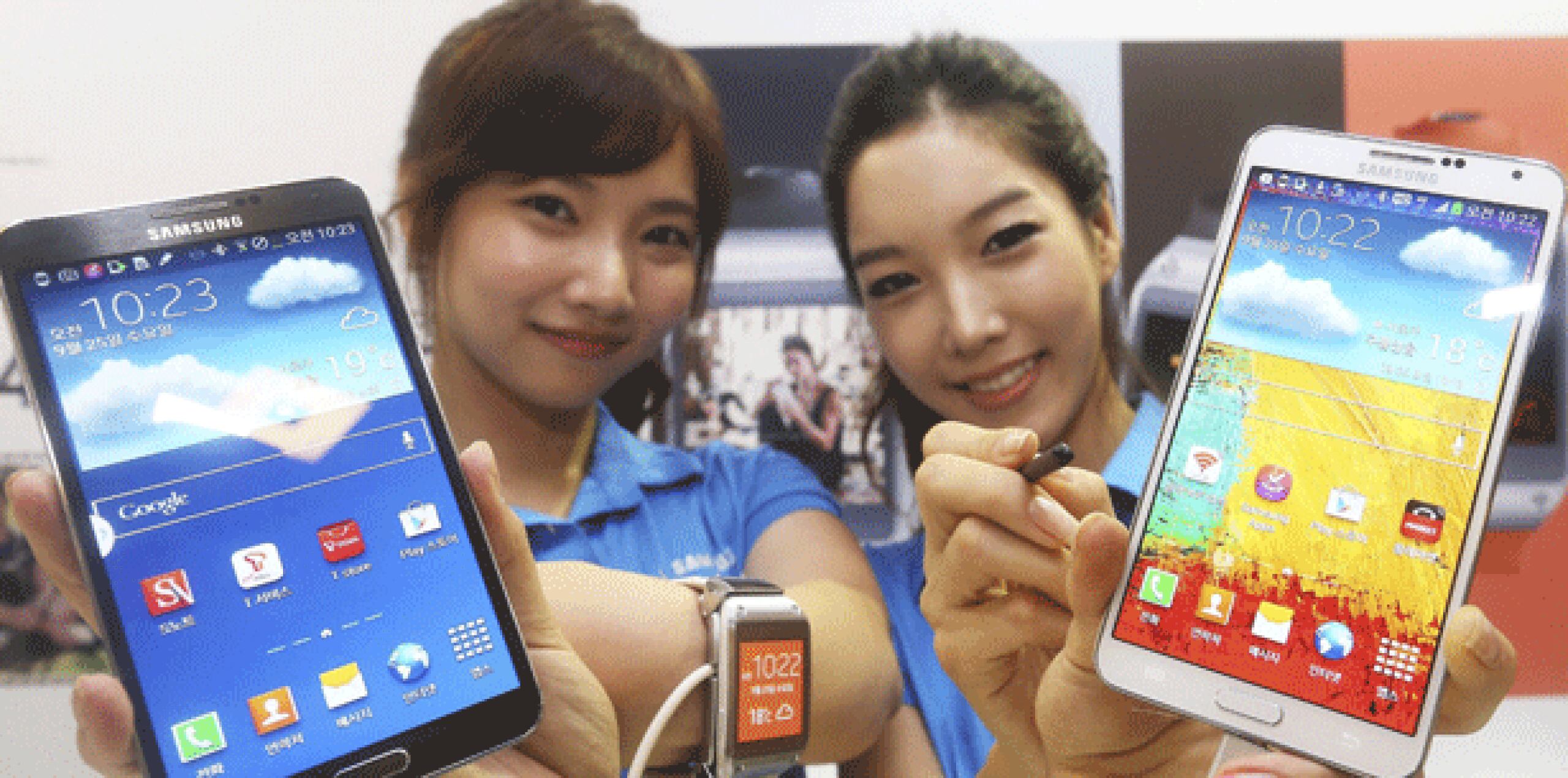 El nuevo anuncio fue durante la ceremonia conjunta de lanzamiento de la "phablet" Galaxy Note 3 y el reloj inteligente Galaxy Gear. (EFE/Yonhap)