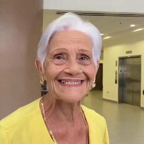 Maestra de 90 años comparte su “método ecléctico”