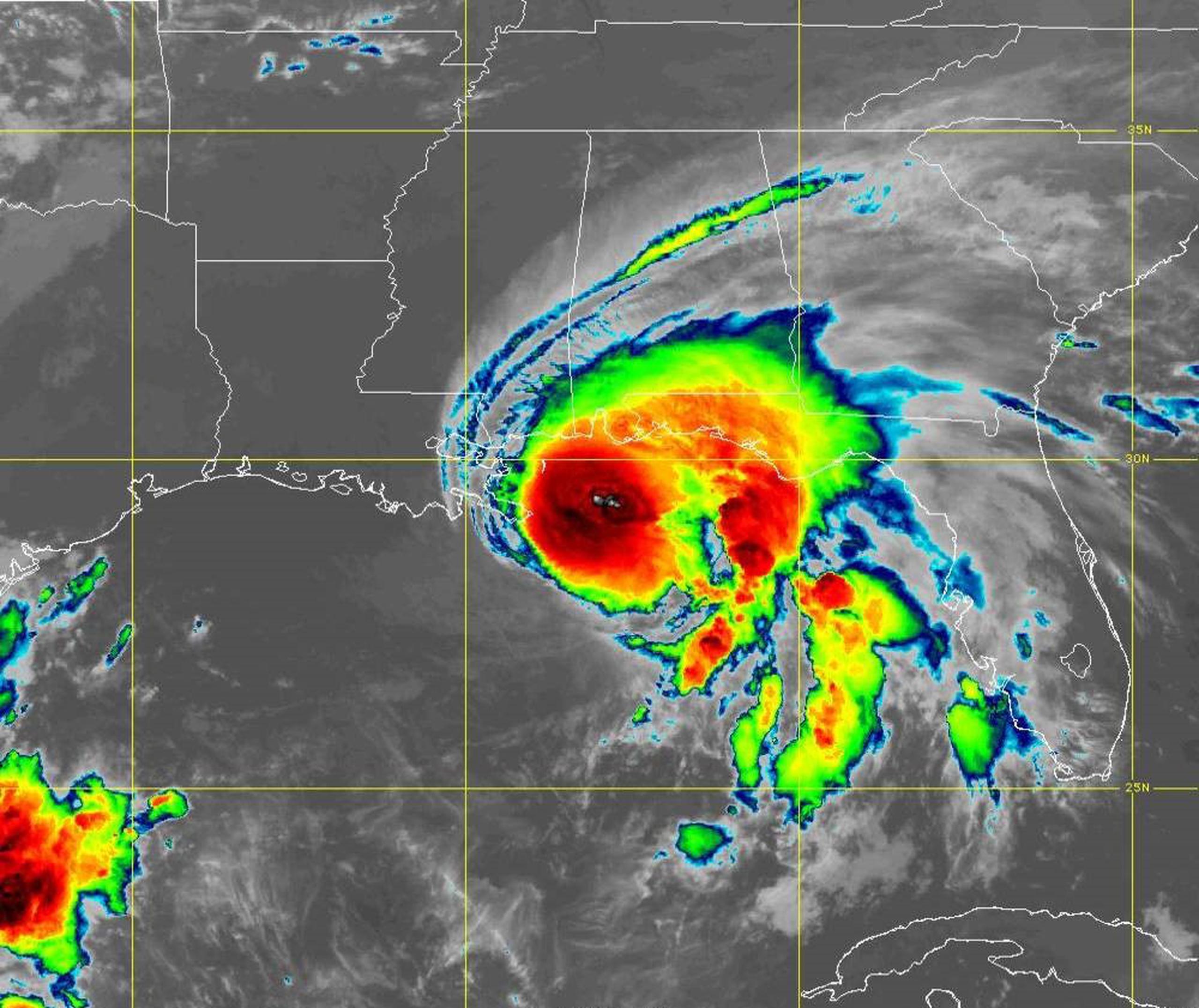 Imagen de satélite del huracán Sally.