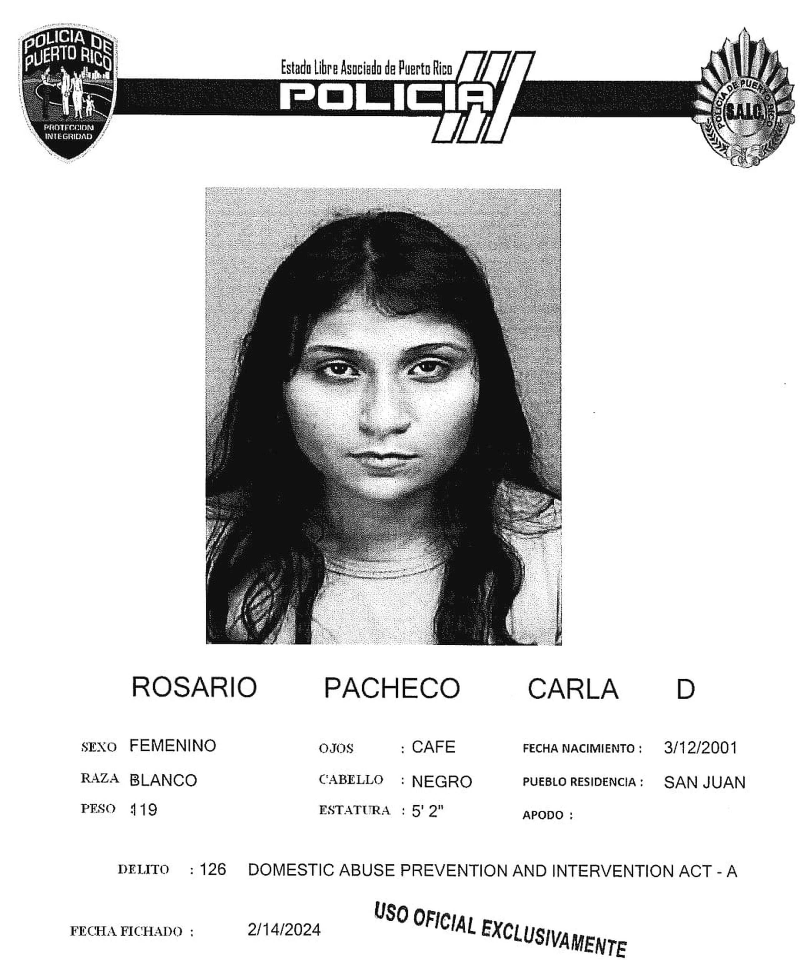 Carla D. Rosario Pachecho enfrenta cargos por maltrato de menores y violación a la Ley de Armas.