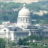 Senado de Missouri pasa medida que restringe el aborto a las ocho semanas