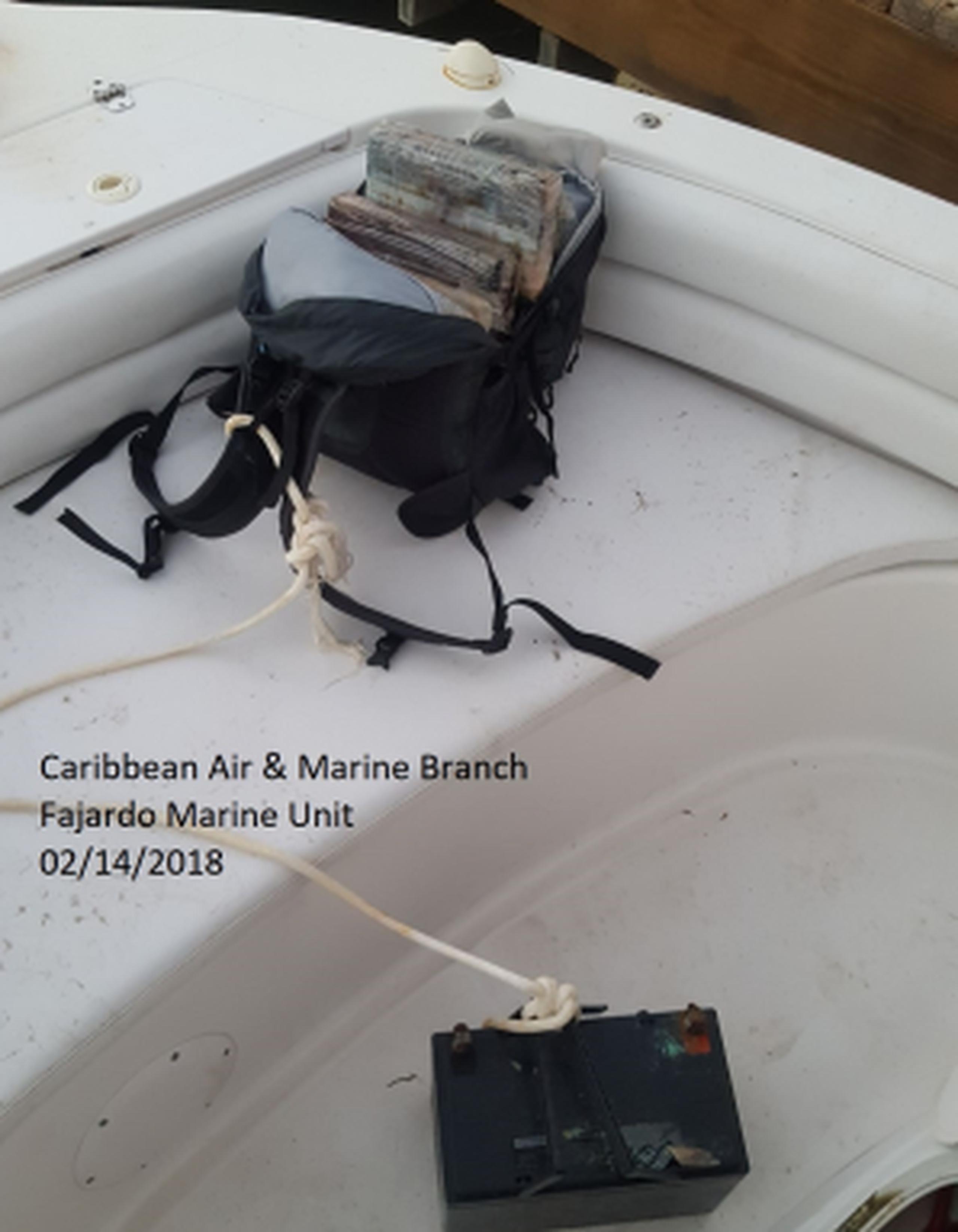 Un perro detectó la presencia de la cocaína en el barco. (Suministrada)