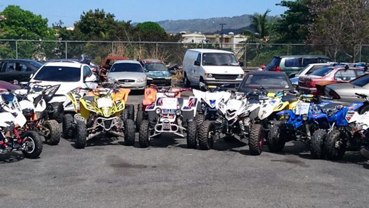 Confiscan 17 Four Tracks Primera Hora Planning a vacation to puerto rico? confiscan 17 four tracks primera hora