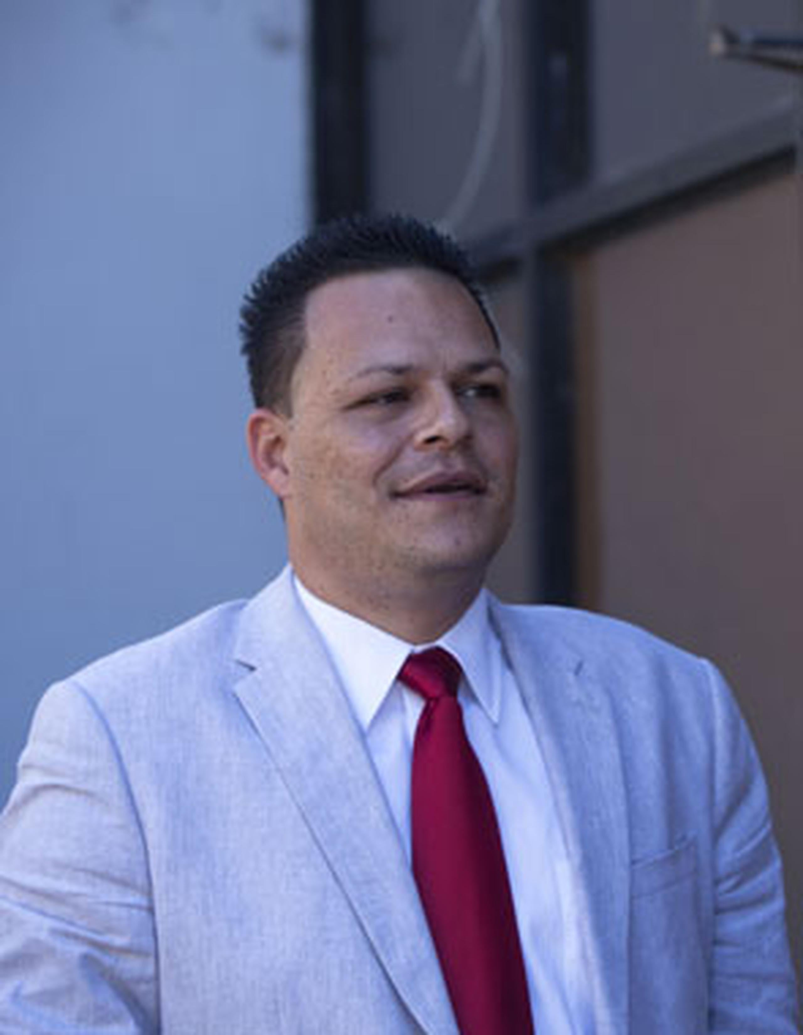 El alcalde de Ciales, Juan Rodríguez Pérez, podría ser encarcelado por desacato si no cumple con la orden de indemnizar y reinstalar a 13 de empleados municipales. (Archivo)