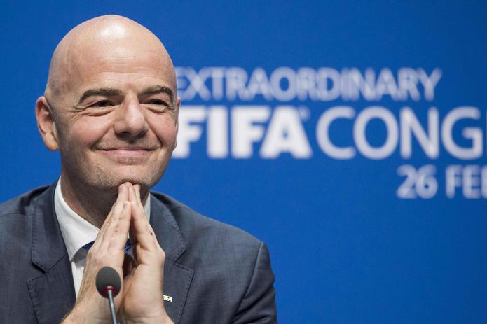 Entre sus propuestas como presidente, destaca continuar con el plan propuesto inicialmente por Platini de aumentar la Copa Mundial de la FIFA de 32 a 40 equipos.