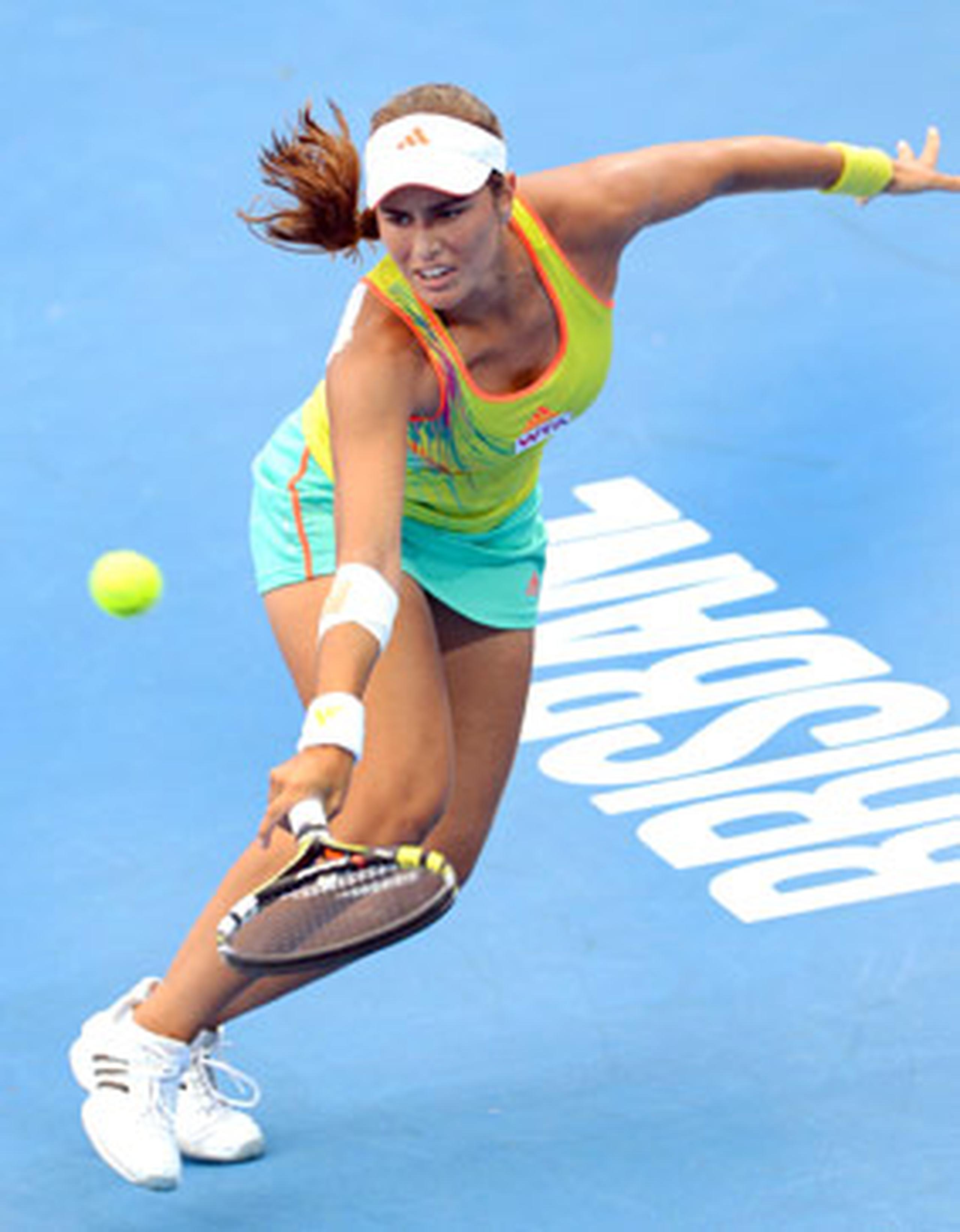 Mónica Puig estuvo a punto de dar el primer palo del año en el tenis internacional al tener contra la pared a la quinta clasificada en el mundo, la alemana Angelique Kerber. (AFP)