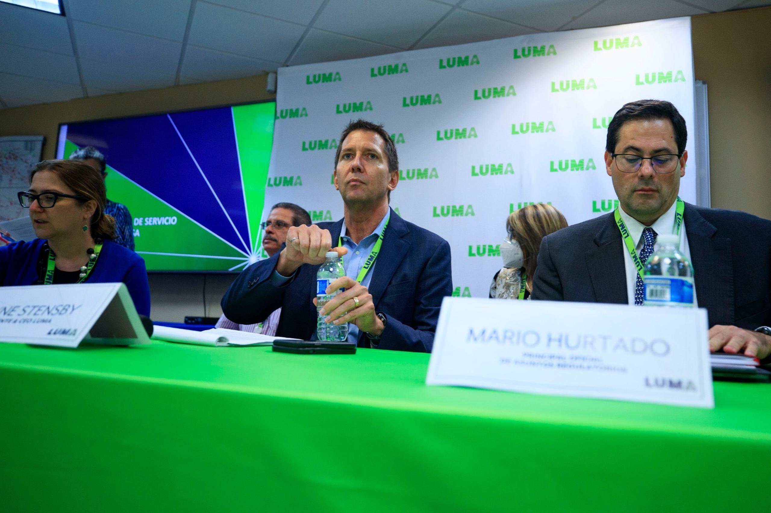 "En otras palabras, no estamos pidiendo un incremento en la tarifa base para los clientes”, afirmó Mario Hurtado, el vicepresidente de asuntos regulatorios de LUMA Energy.