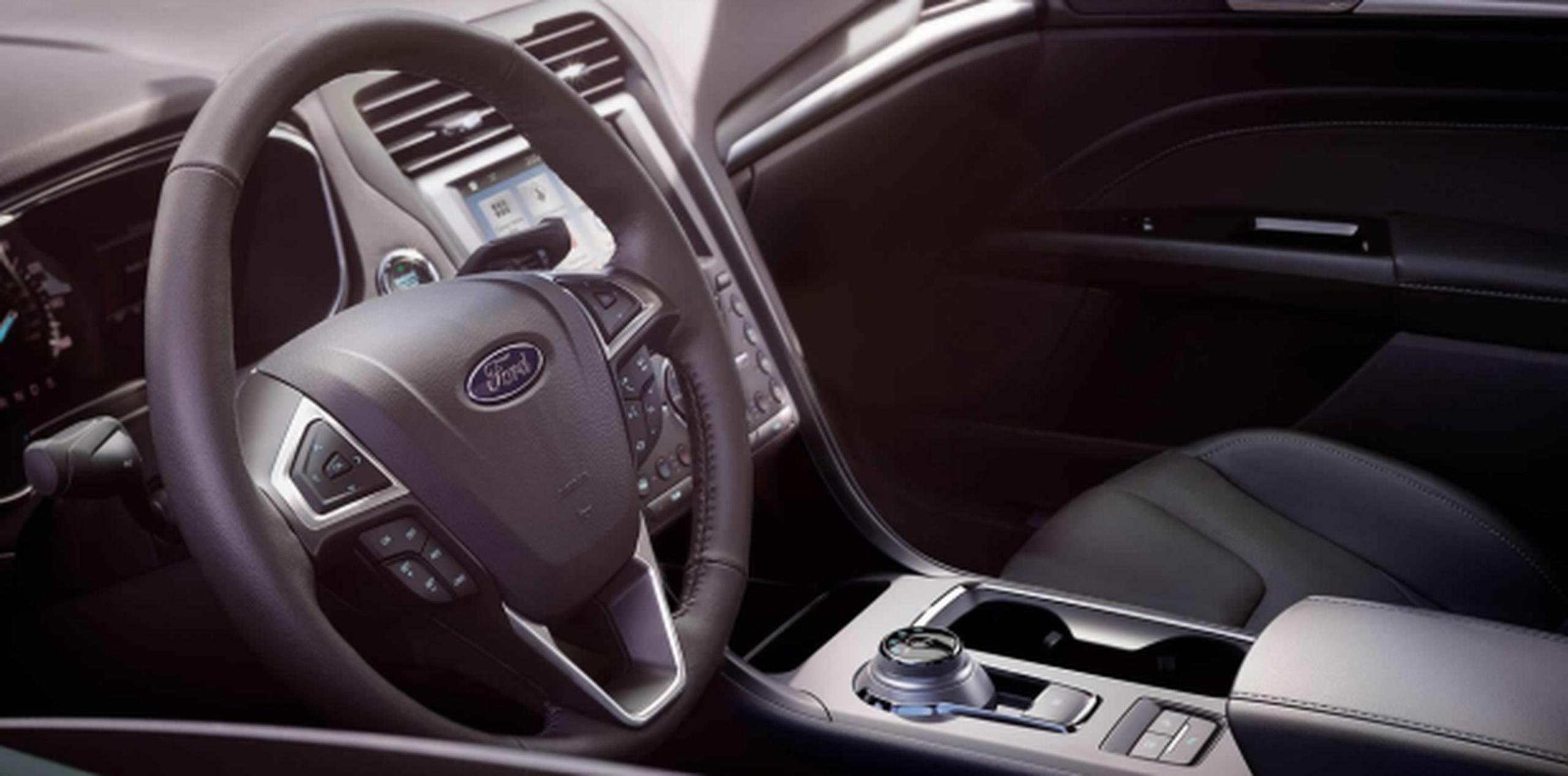 Los vehículos afectados son los modelos Ford Fusion 2014-2018 y Lincoln MKZ 2014-2018. (Ford Motor Company)