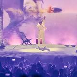 Bad Bunny se da tremenda reventá en pleno concierto