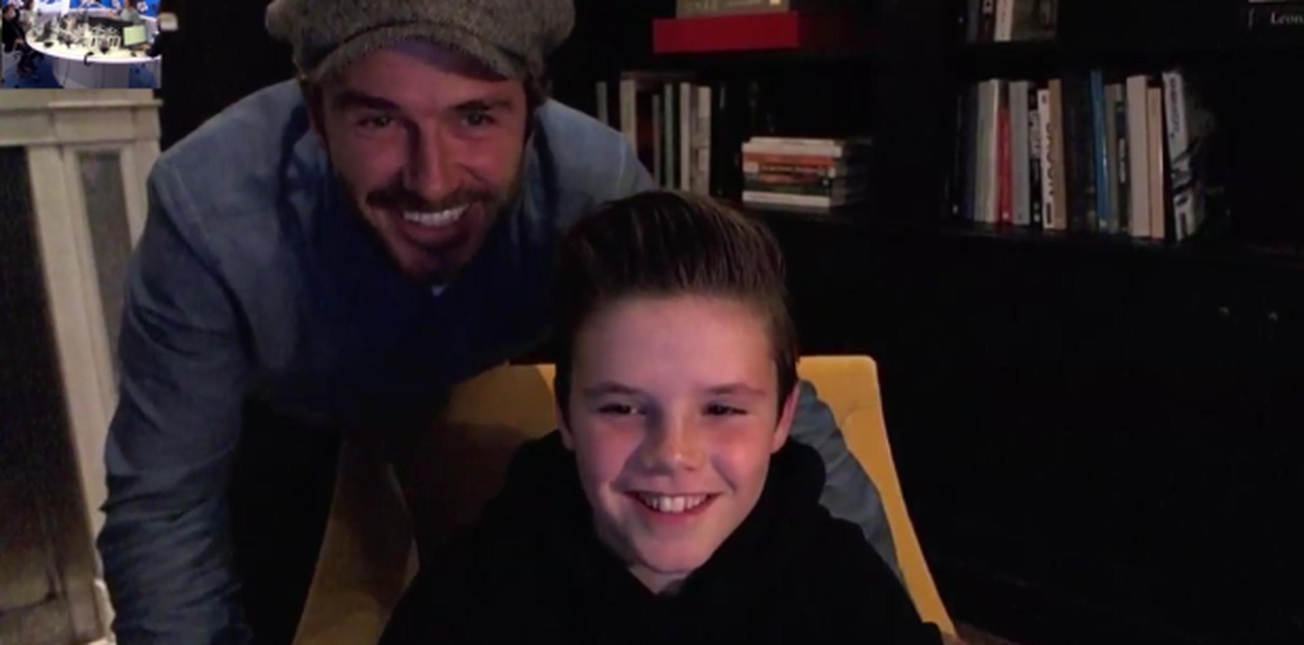 David Beckham y su hijo Cruz. (YouTube / Capital FM)