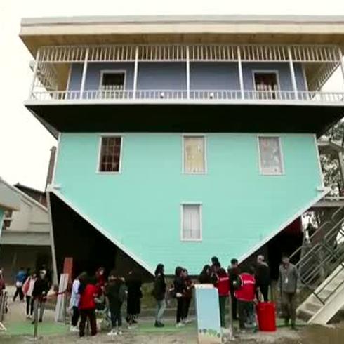 Construyen casa al revés en Taiwán