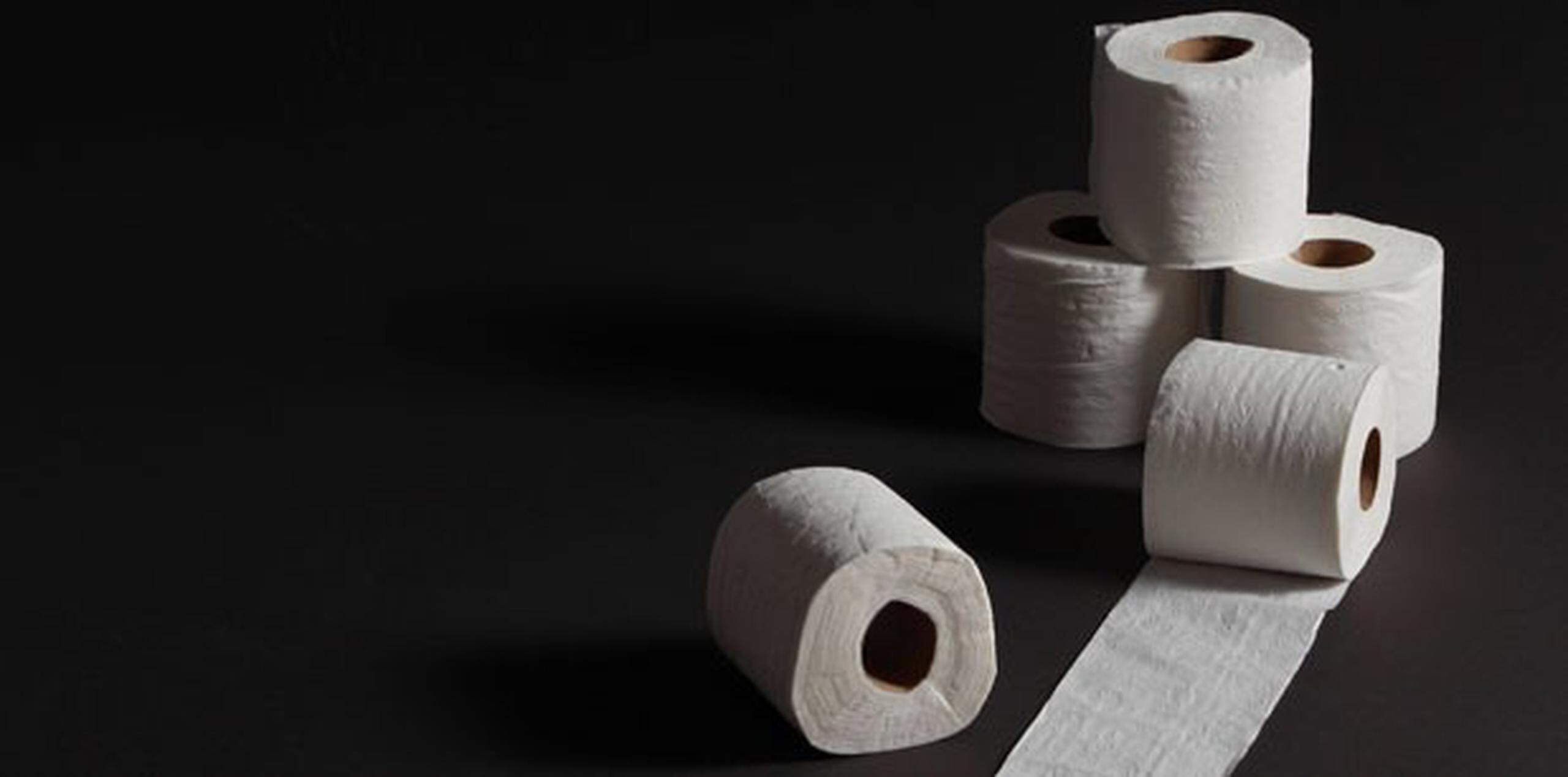 La falta de papel higiénico incluso podría causar más molestias cuando las personas empiecen a usar pañuelos de papel, que no son solubles en agua y podrían obstruir los inodoros. (Archivo)