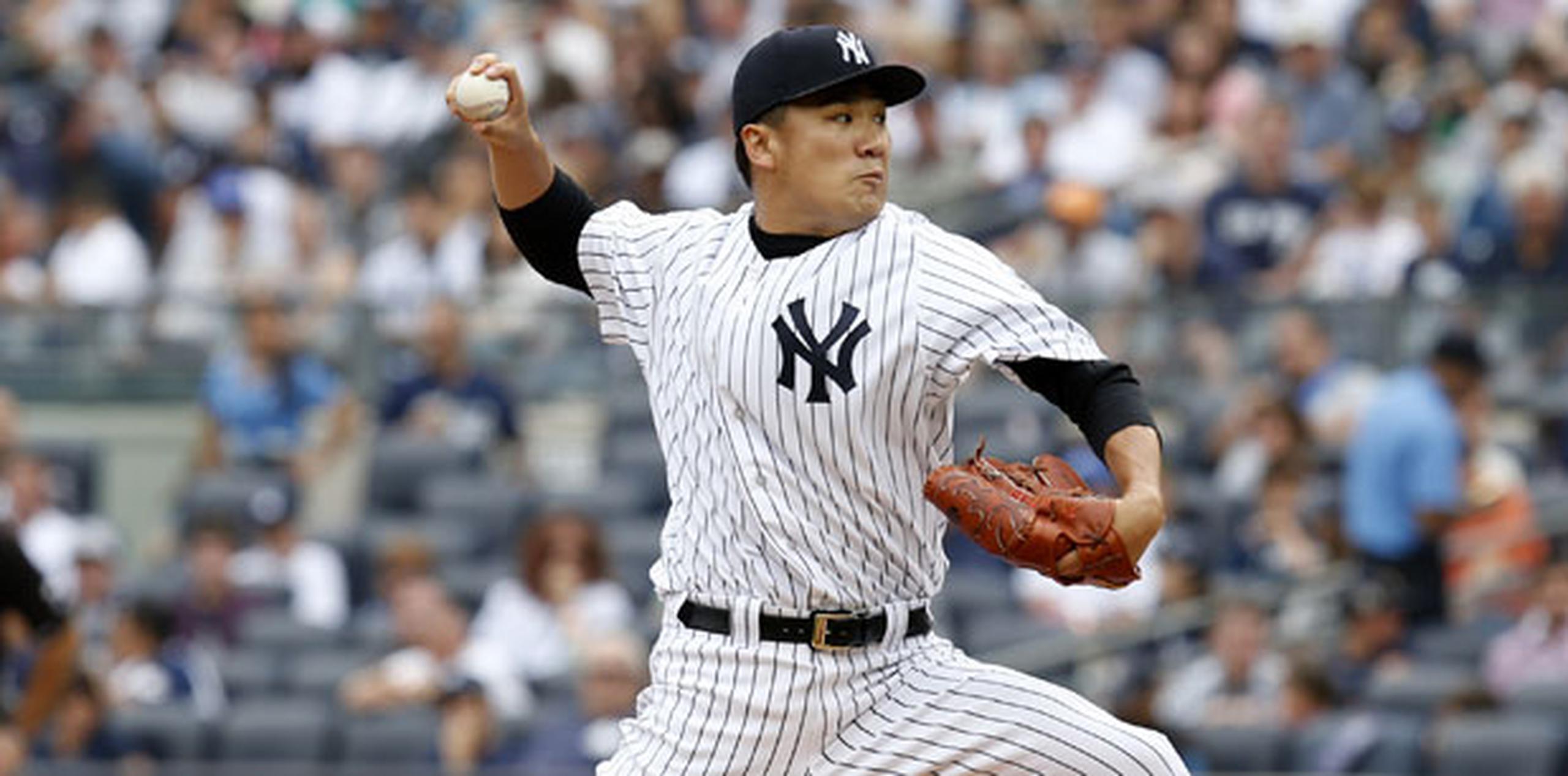 Tanaka sufrió un desgarro parcial del ligamento cubital colateral del codo derecho. (AP)