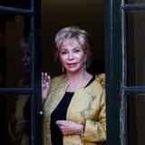 Isabel Allende pide “humanizar” el proceso de emigración en la frontera de Estados Unidos