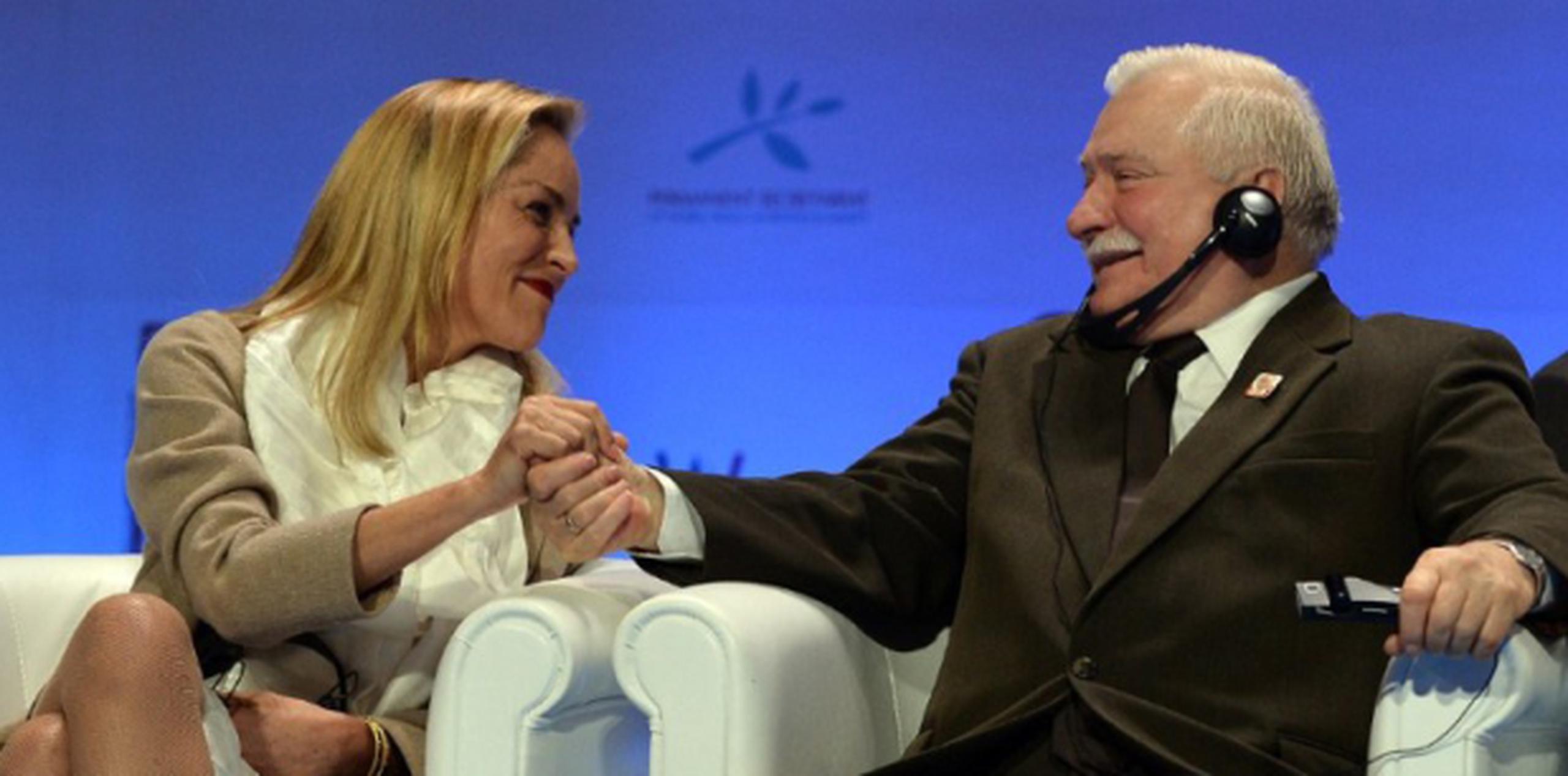 Una invitada especial fue la actriz estadounidense Sharon Stone, que fue honrada por su trabajo para combatir el Sida. (AFP)
