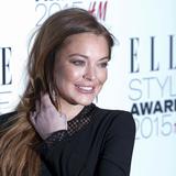 Lindsay Lohan se compromete y muestra su vistoso anillo