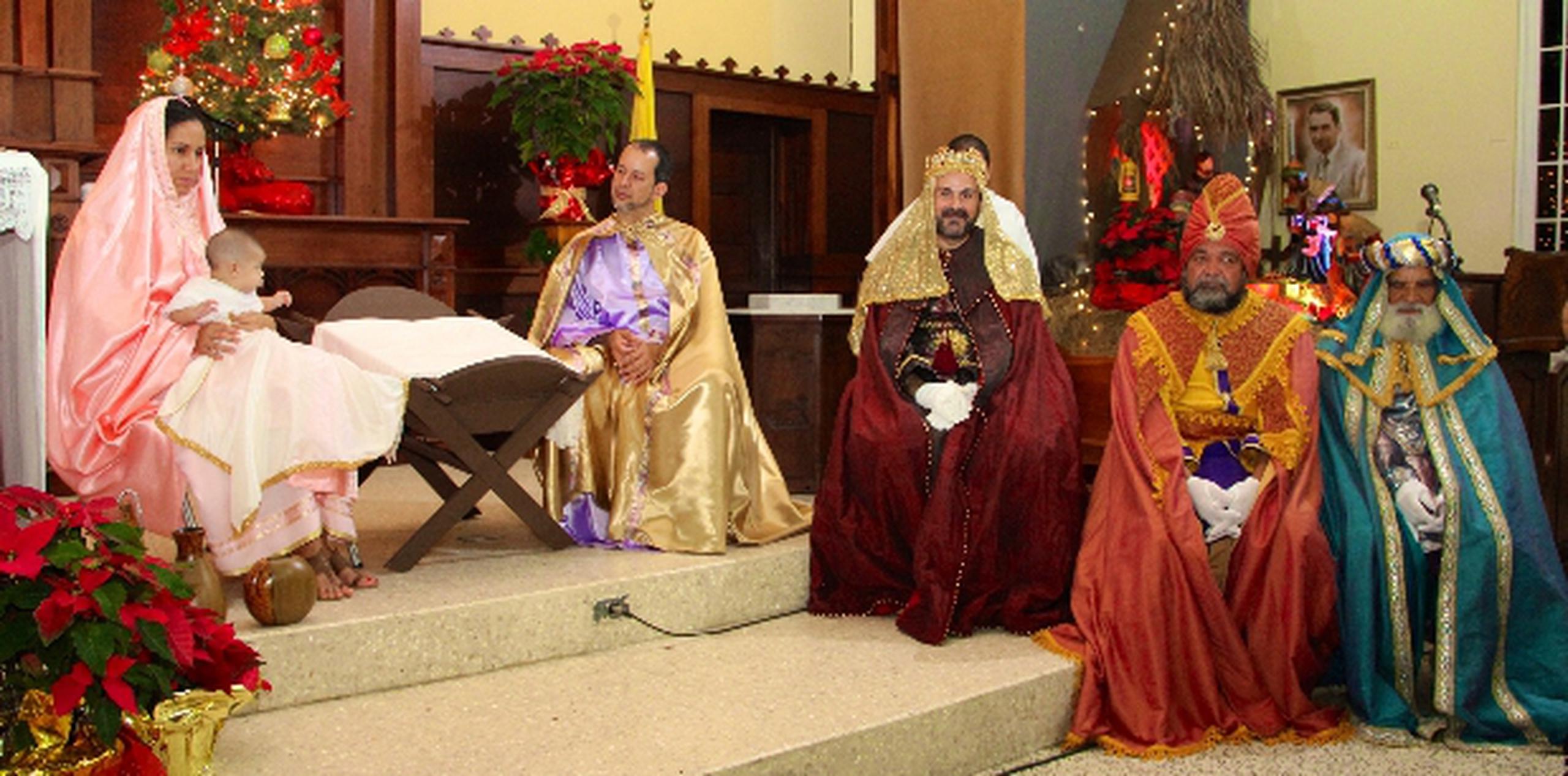 Como parte de la promesa de reyes celebrada en Camuy, se efectuó una misa jíbara en la parroquia San José. (Suministradas)