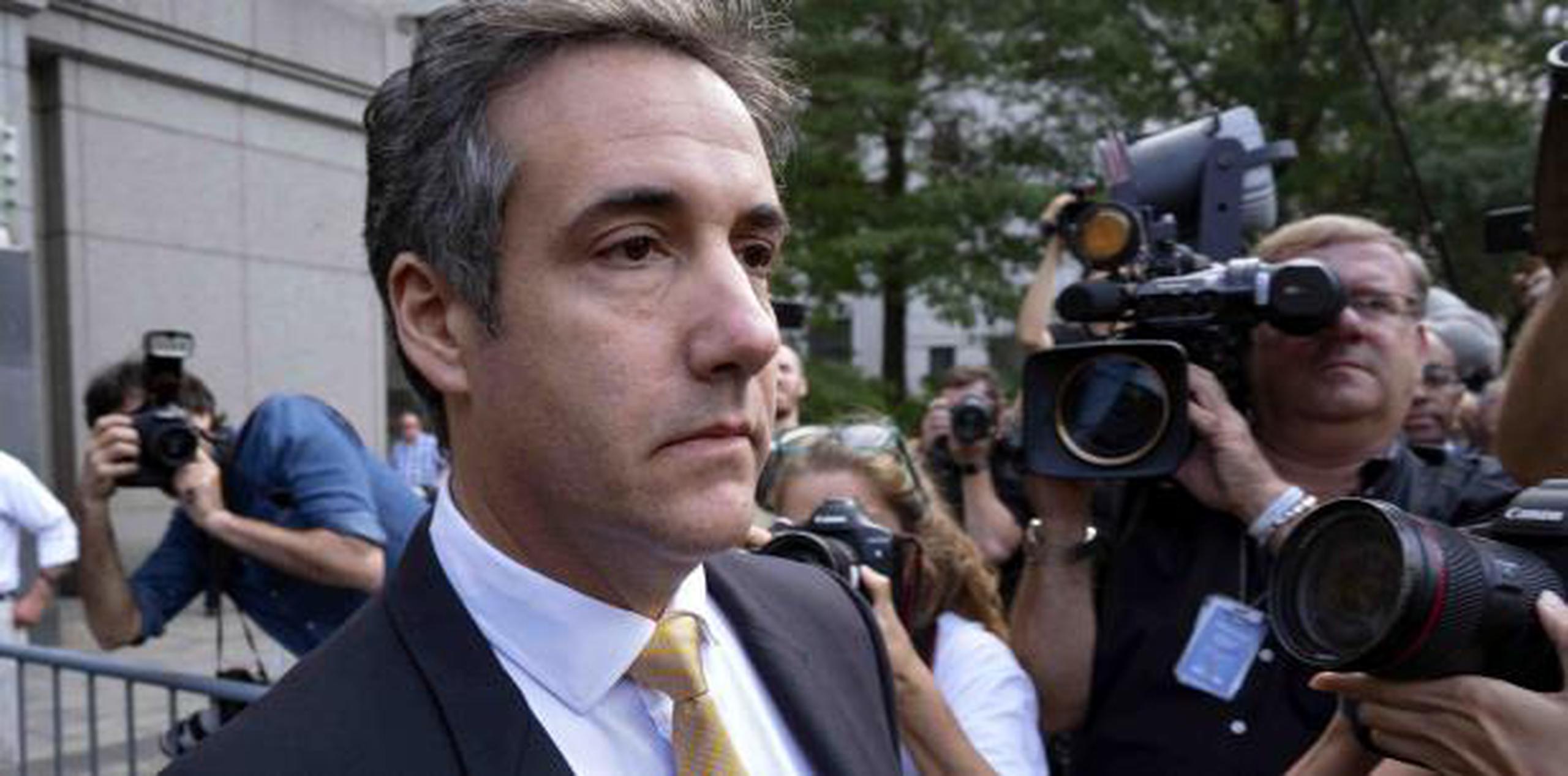 La cadena ABC News informó momentos antes el jueves que Cohen se ha reunido varias veces -durante varias horas- con investigadores de la fiscalía especial.  (AP)

